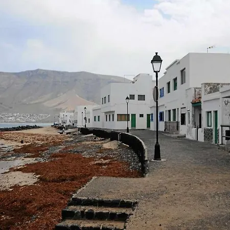 Apartman La Caleta Sleeps 5 Wifi *